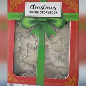 NEW Christmas Cookie StoryBook set - 12 cookie cutters by Celebrate IT Cook Book